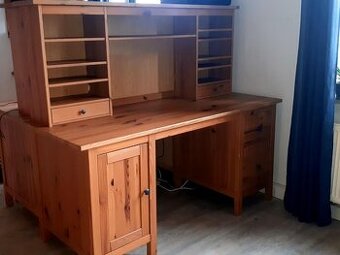 Psací stůl IKEA - masivní dřevo, borovice
