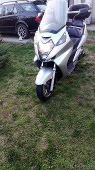 HONDA SILVER WING 600