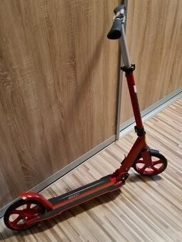 Koloběžka SCUDERIA, nepoužitá