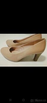 Nove lodicky boty vel 40 Anglie