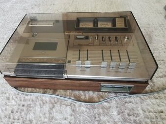 AIWA 1800 kazetový magnetofon - 1