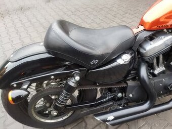 Originální jednosedlo harley Davidson Sportster iron 48