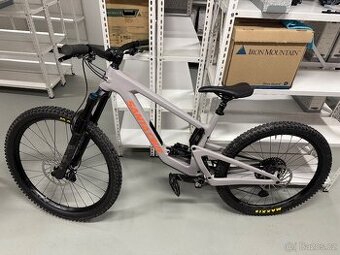 Santa Cruz Nomad 6 C L