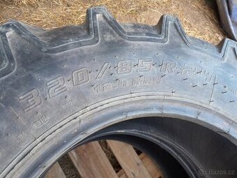 Pneu mitas 12,4 R24 (320/85 R24)