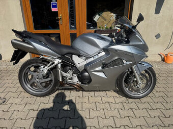 Honda VFR 800