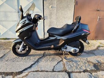 Piaggio x-evo 125