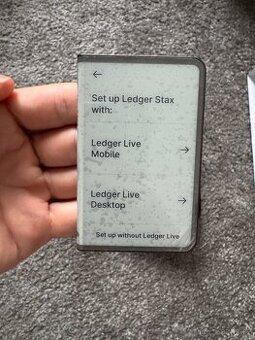 Ledger Stax Crypto Hardware peněženka