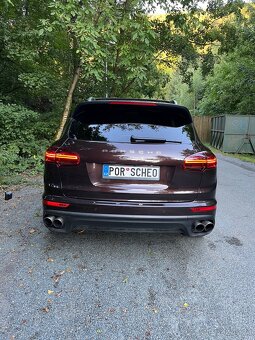 PORSCHE CAYENNE S (420HP)