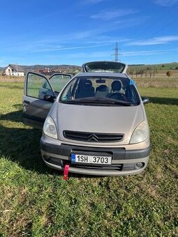 Citroen xsara Picasso 2004 na opravu nebo na díly