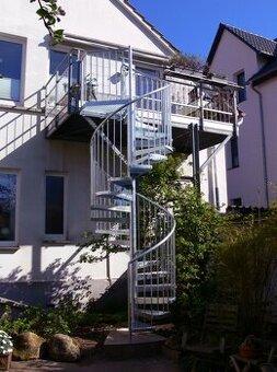 Venkovní točité schodiště