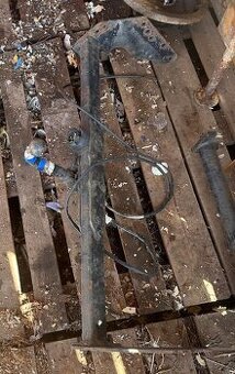 Tažné zařízení Nissan D22 Navara double cab