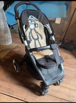 Sportovní kočárek