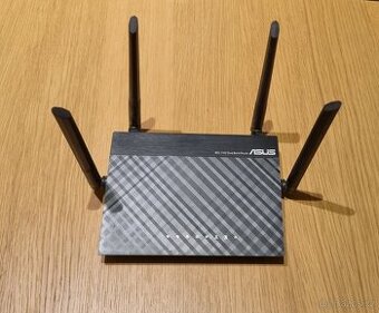 WiFi router Asus RT-AC1200_V2