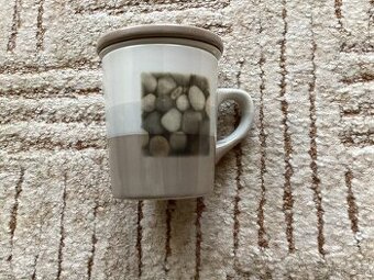 Hrníček s pokličkou a cedníkem