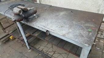 Pracovní stůl / ponk do dílny se svěrákem YORK 150