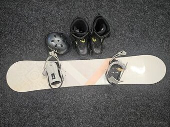 SNOWBOARD NITRO (+boty + helma)