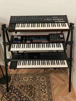 YAMAHA ROLAND KORG