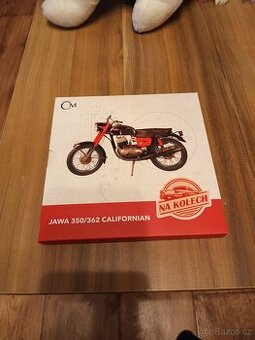 Stříbrná mince Jawa 350/362 ze série na kolech