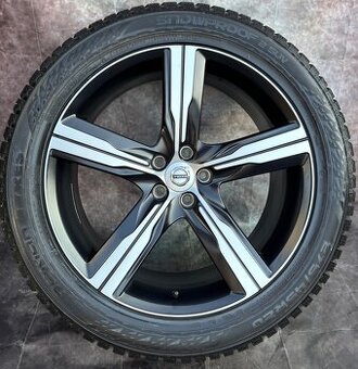 Zimní sada Volvo XC90 275/45R20 110V