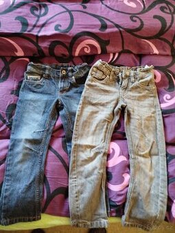 Dvoje chlapecké rifle velikost 110