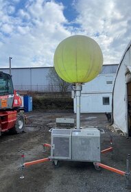 Elektrický světelný stožár ILS 2000, ihned k dispozici