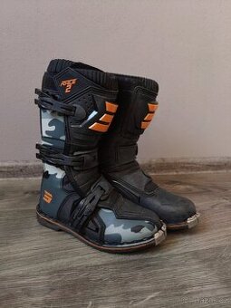 Motokrosové boty