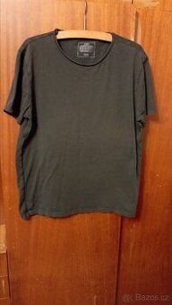 Černá trika krátký rukáv M,+L
