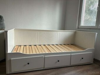 Rozkládací postel IKEA s úložným prostorem, včetně matrací