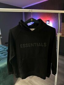 Essentials hoodie Vel. S