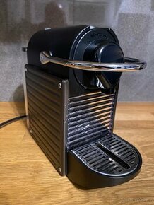 Kávovar Nespresso Pixie C61 Titan,nový,super cena