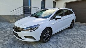 OPEL ASTRA K 1.4i 74KW.NAJETO 82 TIS.1.MAJITEL.NEHAVAROVÁNO.