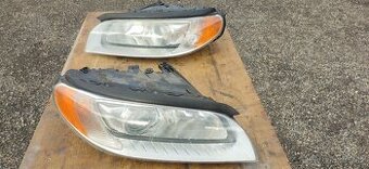 Volvo XC70 přední světla