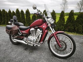 Suzuki VS 800 Intruder