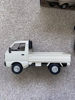 RC model auta, šedý truck