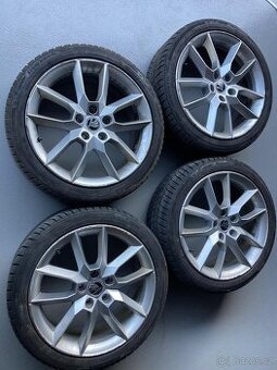 Zimní 18" GEMINI ORIGINAL SKODA OCTAVIA III RS