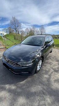 VW Passat B8 2.0 TDI 110kW DSG ACC Kamera Navi
