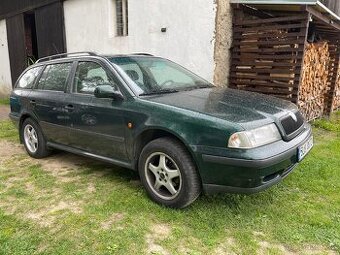 Škoda Octavia 1,6 74kw rv 2000