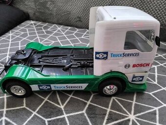 RC Model Tamiya - 1