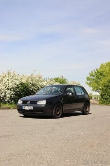 VW Golf 4