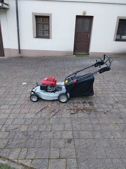Prodam sekacku Antarez s motorem Honda