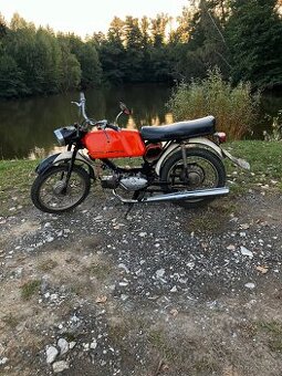 Jawa 23 mustang