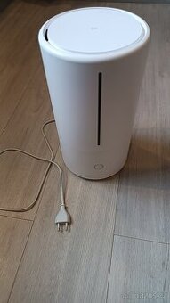 Chytrý zvlhčovač Xiaomi Mi Smart Antibacterial Humidifier