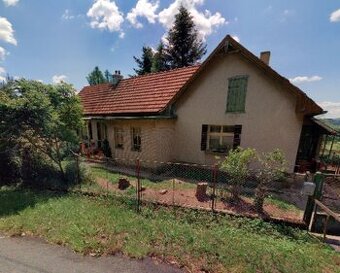 Rodinný dům s pozemky v obci Skořice, ID 7324e 1607