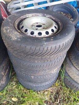 4ks 16" originální zátěžové disky VW T5 T5.1 215/65 R16