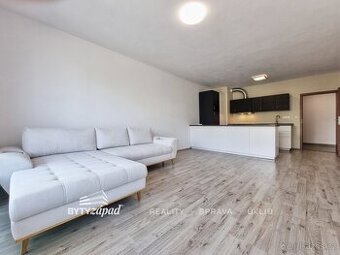 Pronájem prostorného a slunného bytu 2+kk o velikosti 80 m2