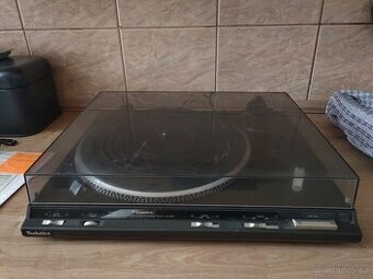 Gramofon Technics SL-BD3