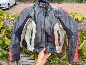 Kožená bunda Dainese vel. 54 na motorku