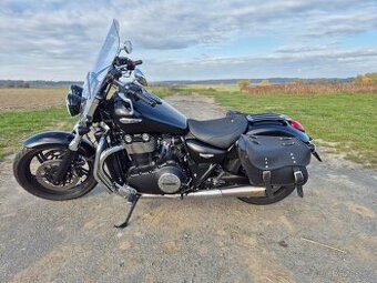 Triumph Thunderbird Storm