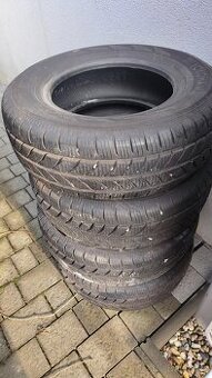 YOKOHAMA WY01 215/70 R15 zimní