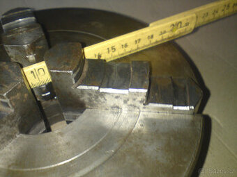 sklíčidlo na soustruh TOS